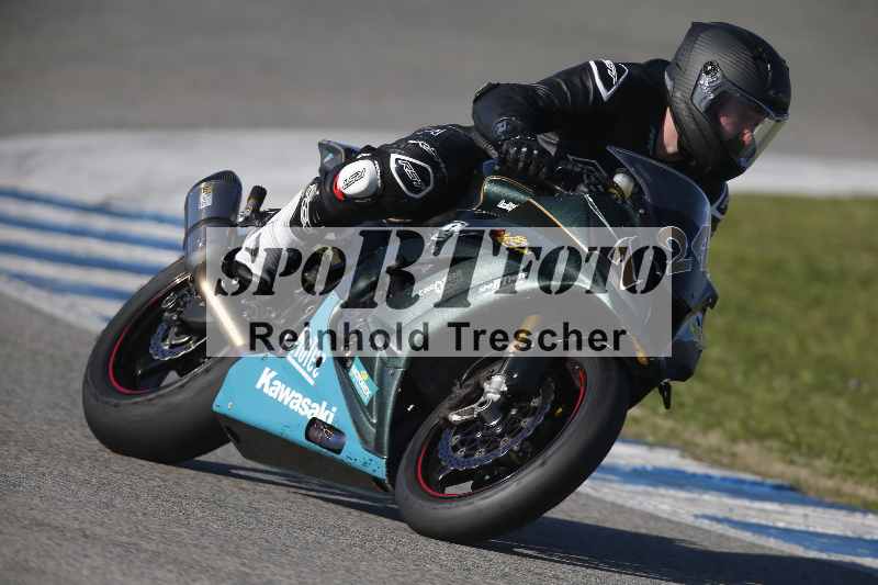 /Archiv-2024/02 29.01.-02.02.2024 Moto Center Thun Jerez/Gruppe gruen-green/124